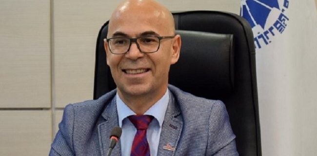 موسی احمدزاده : ما 200 صفحه برنامه داریم