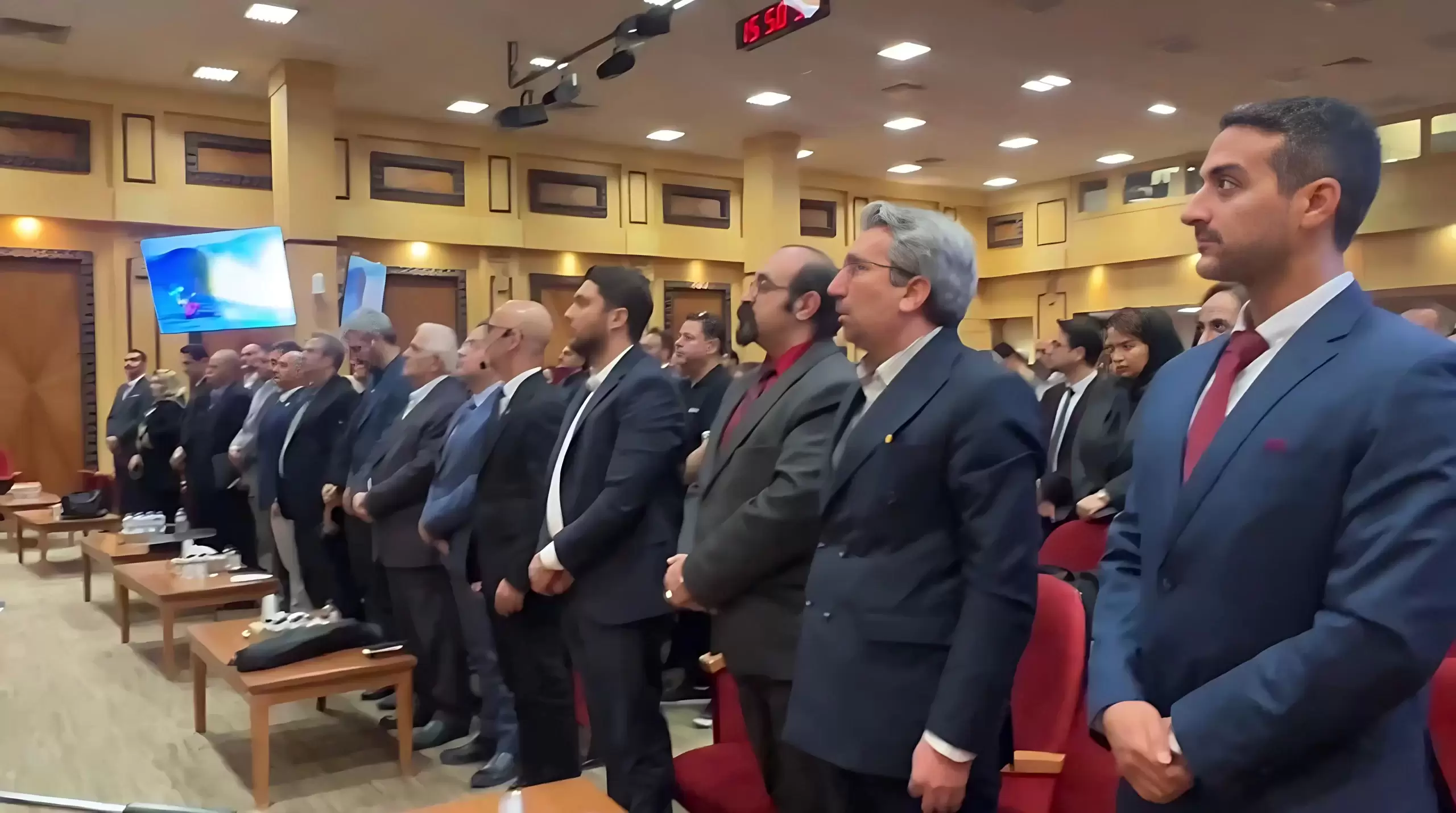 آغاز رسمی سومین همایش تولید بدون کارخانه با حضور مدیران و فعالان صنعتی